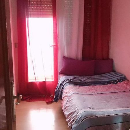 Apartamento De 3 Dormitorios Por Entrevias 마드리드 외부 사진